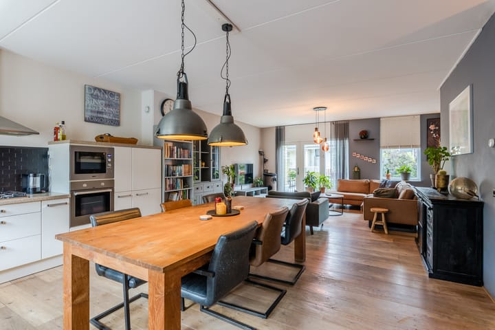 Foto 4 van 2e Maasbosstraat 74