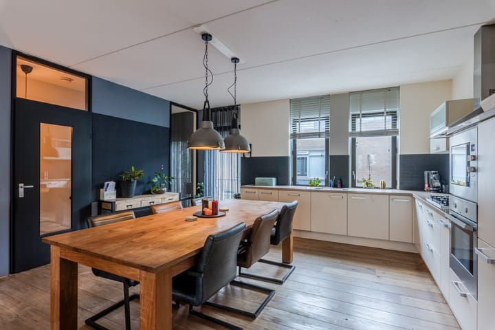 Foto 21 van 2e Maasbosstraat 74