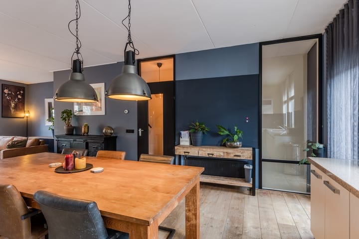 Foto 25 van 2e Maasbosstraat 74