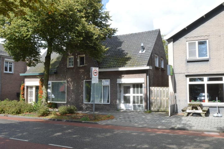 Bekijk foto 1 van Molenstraat 65