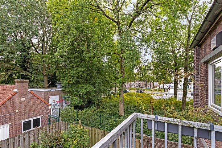 View photo 16 of Petrus Dondersstraat 197