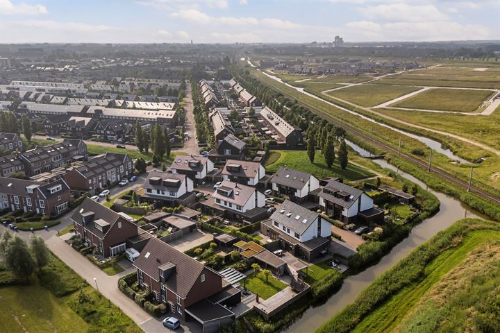 Bekijk foto 2 van Slotenhagenstraat 50