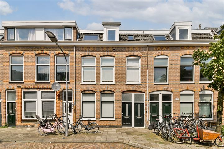 View photo 2 of Colensostraat 35-B