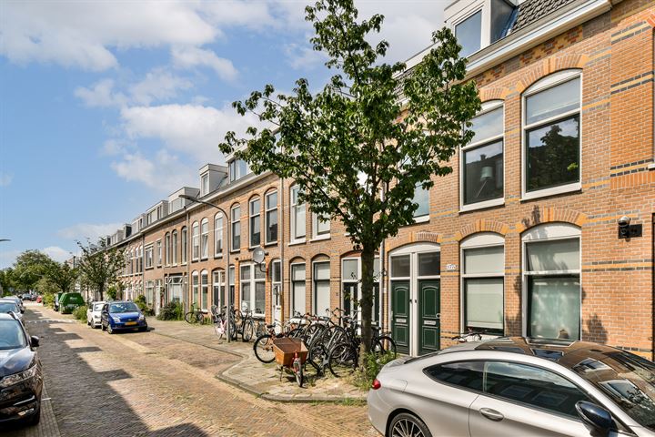 View photo 21 of Colensostraat 35-B