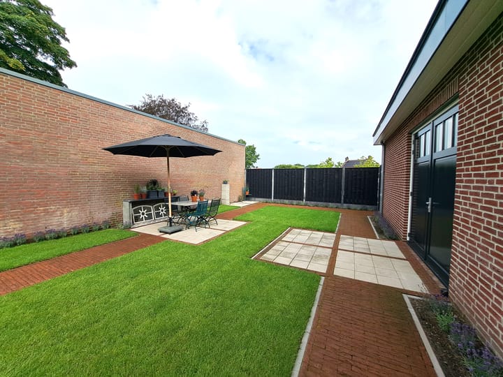 Photo 50 of Raadhuisstraat 11