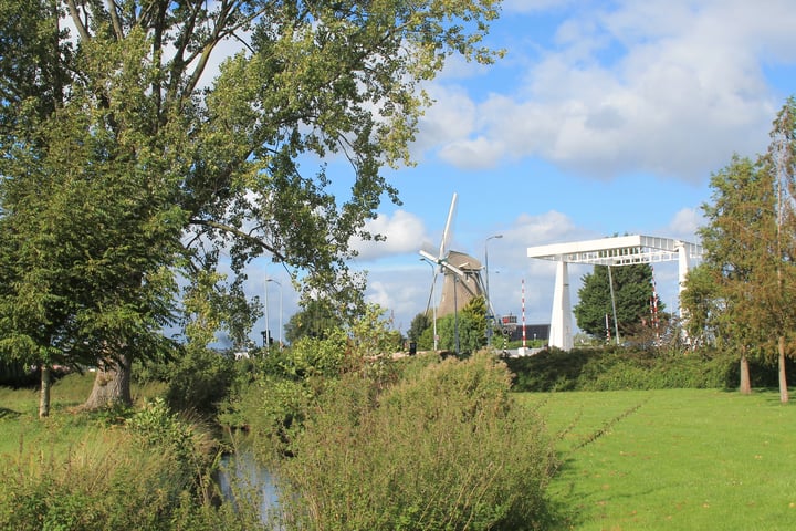 Bekijk foto 37 van Toevluchtstraat 47