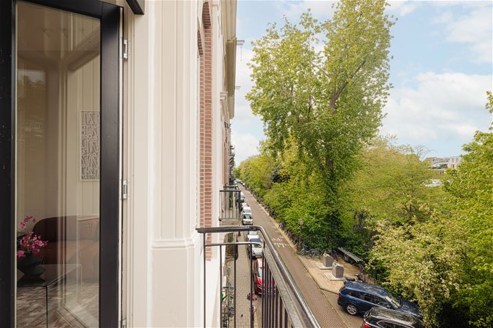 Bekijk foto 10 van Vossiusstraat 17-C