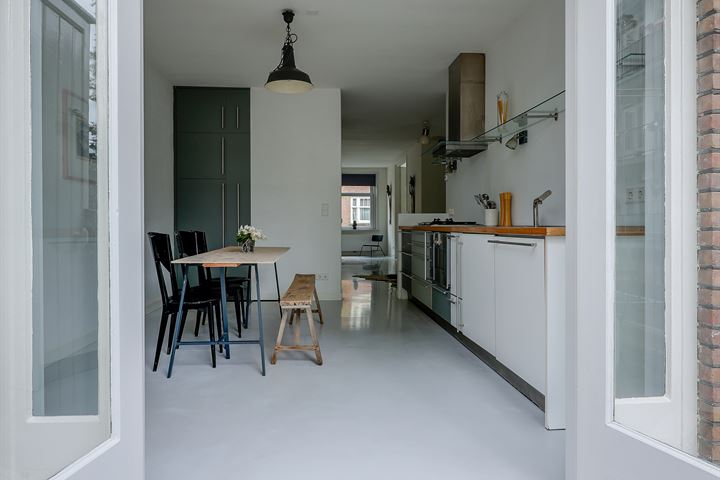 View photo 13 of Floris Versterstraat 16-1