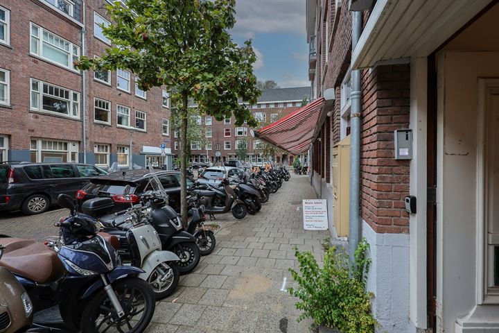 View photo 41 of Floris Versterstraat 16-1