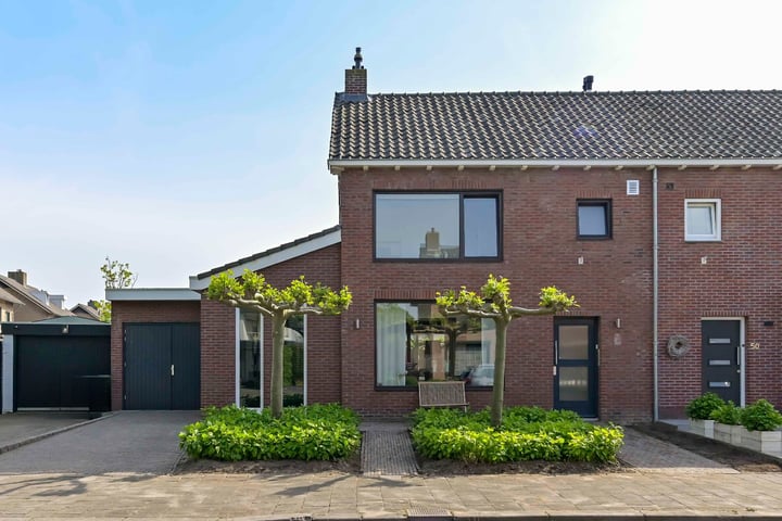 Bekijk foto 4 van Burgemeester Houbenstraat 52