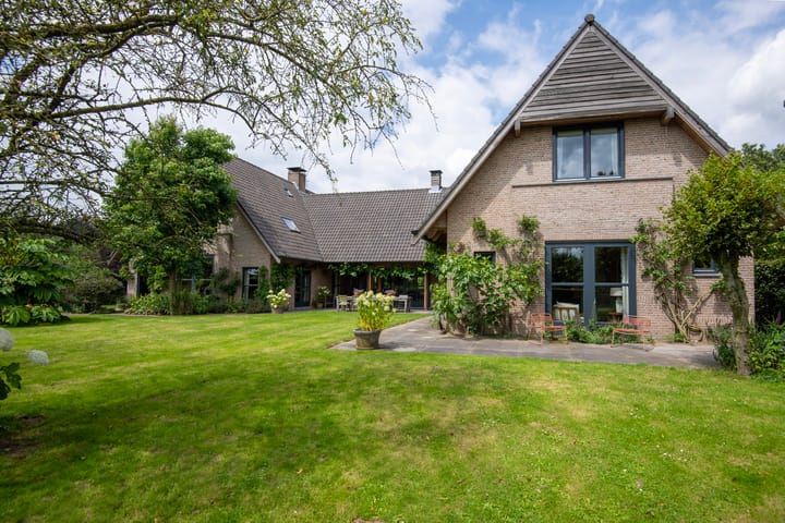 Photo 2 of West Kanaalweg 1