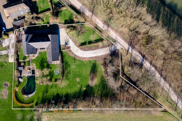 Photo 8 of West Kanaalweg 1