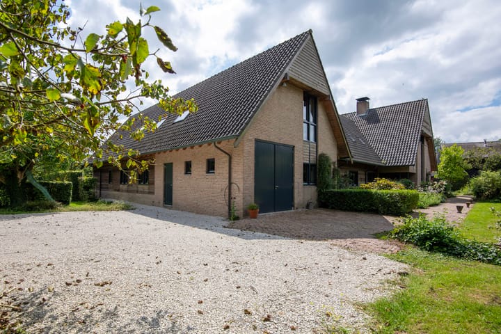 Photo 49 of West Kanaalweg 1