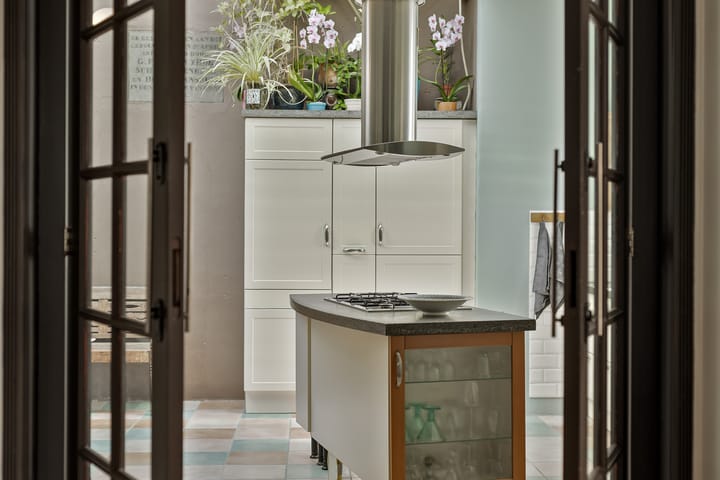 Photo 10 of JH van Aismawei 39