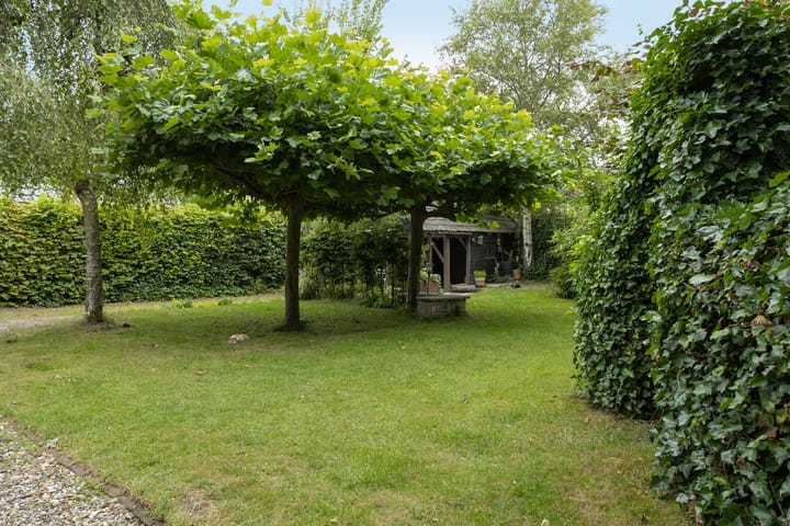 Photo 11 of JH van Aismawei 39