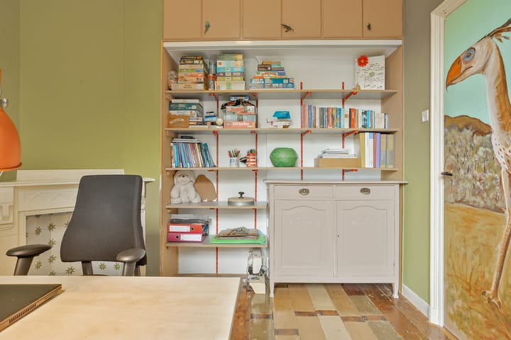 Photo 26 of JH van Aismawei 39