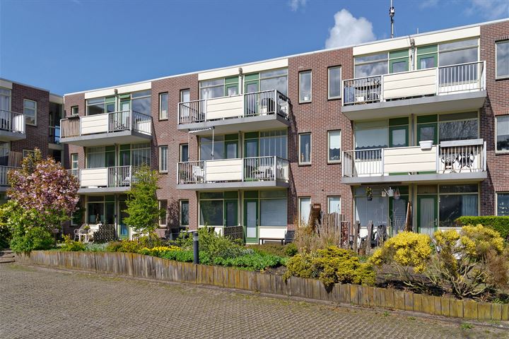 Bekijk foto 23 van Mr Troelstrastraat 62-F19