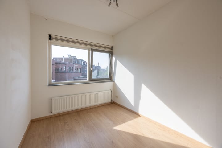 Foto 15 van Emmastraat 99