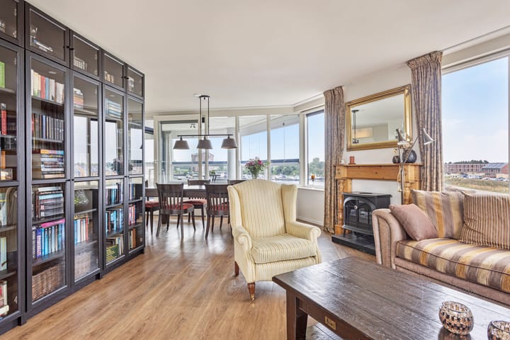 Foto 11 van Gangboord 24