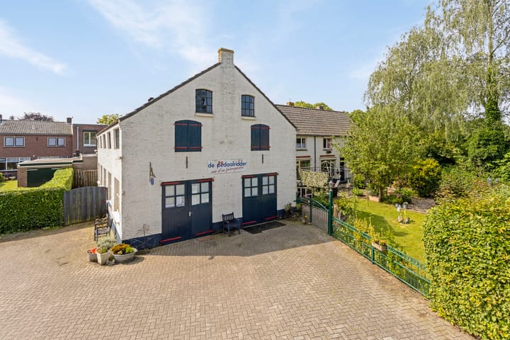 Photo 2 of Zuiderlaan 4