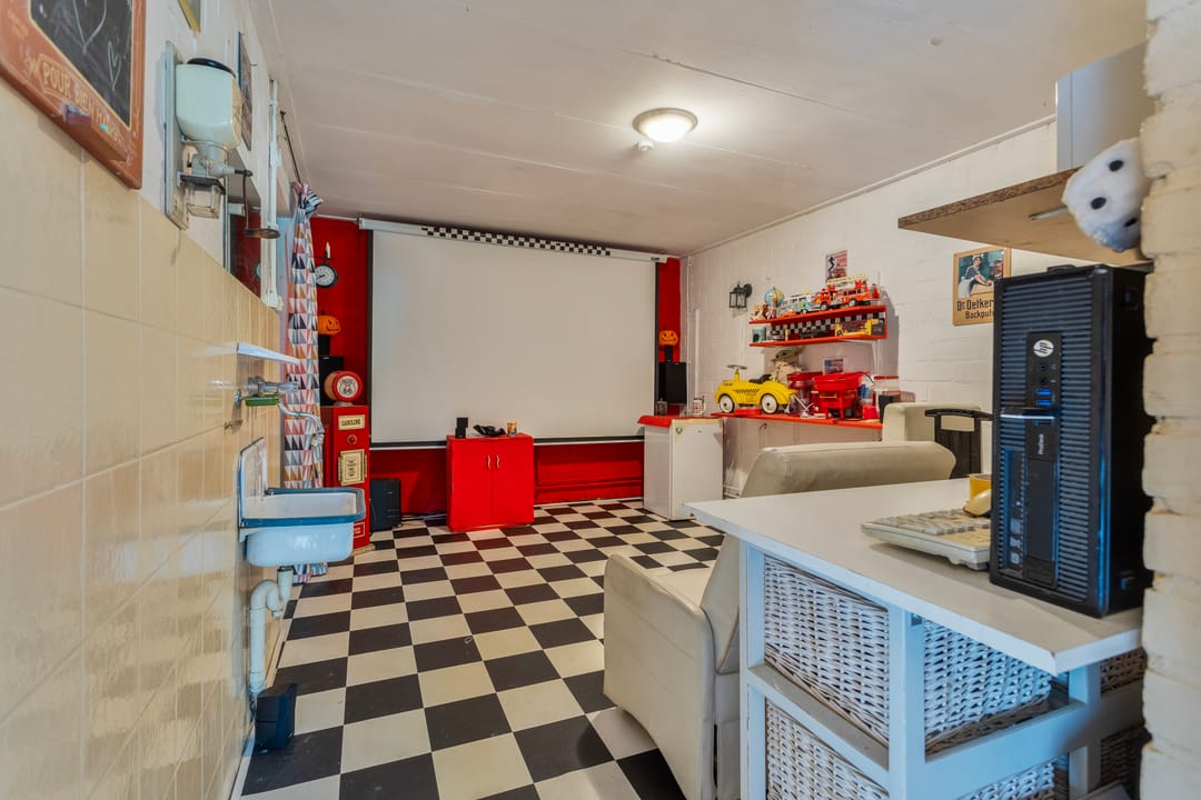 Photo 16 of Zuiderlaan 4