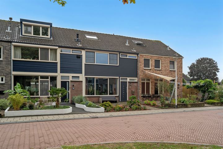 View photo 3 of Ruitenstraat 31