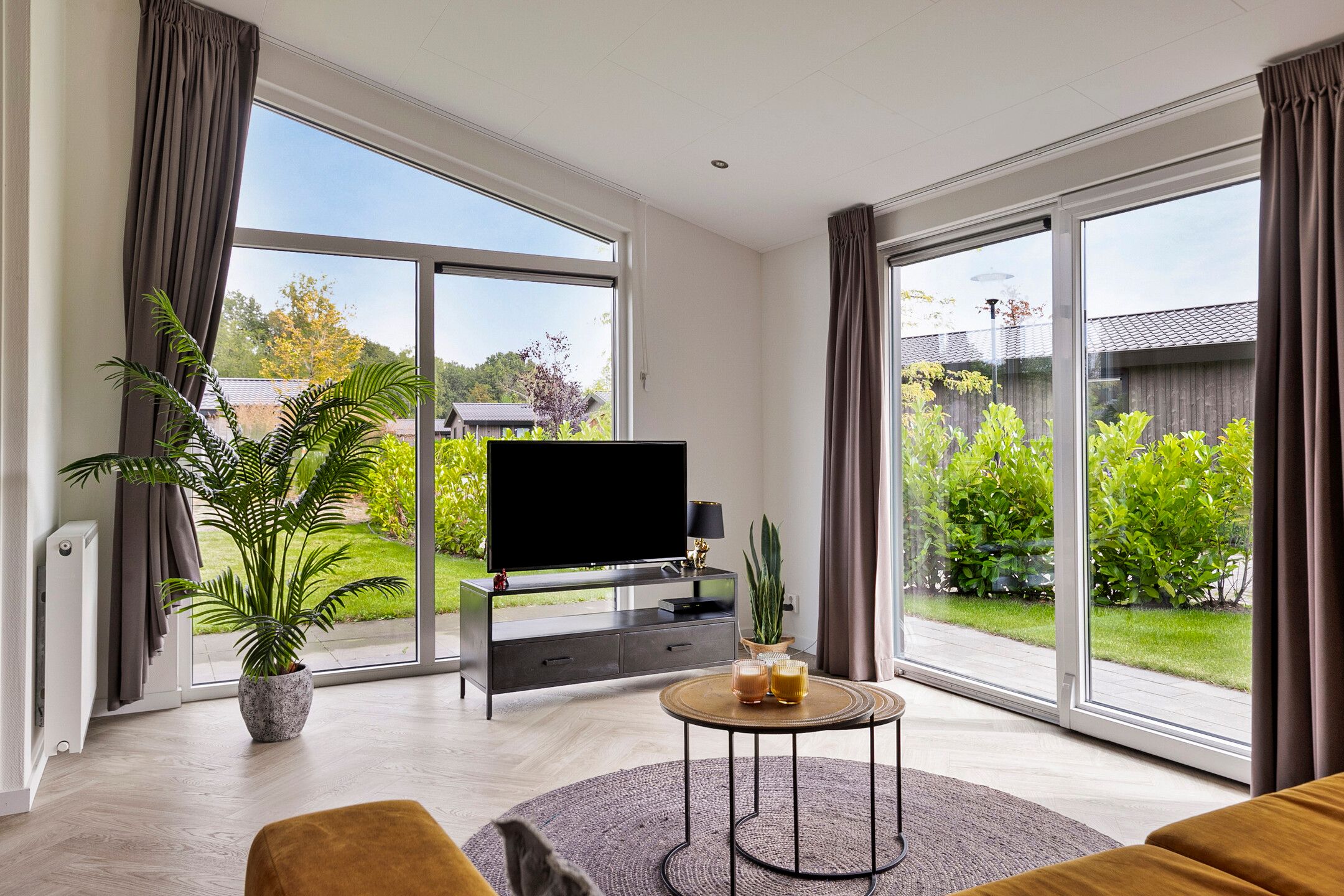 Foto 9 van Banstraat 25-184