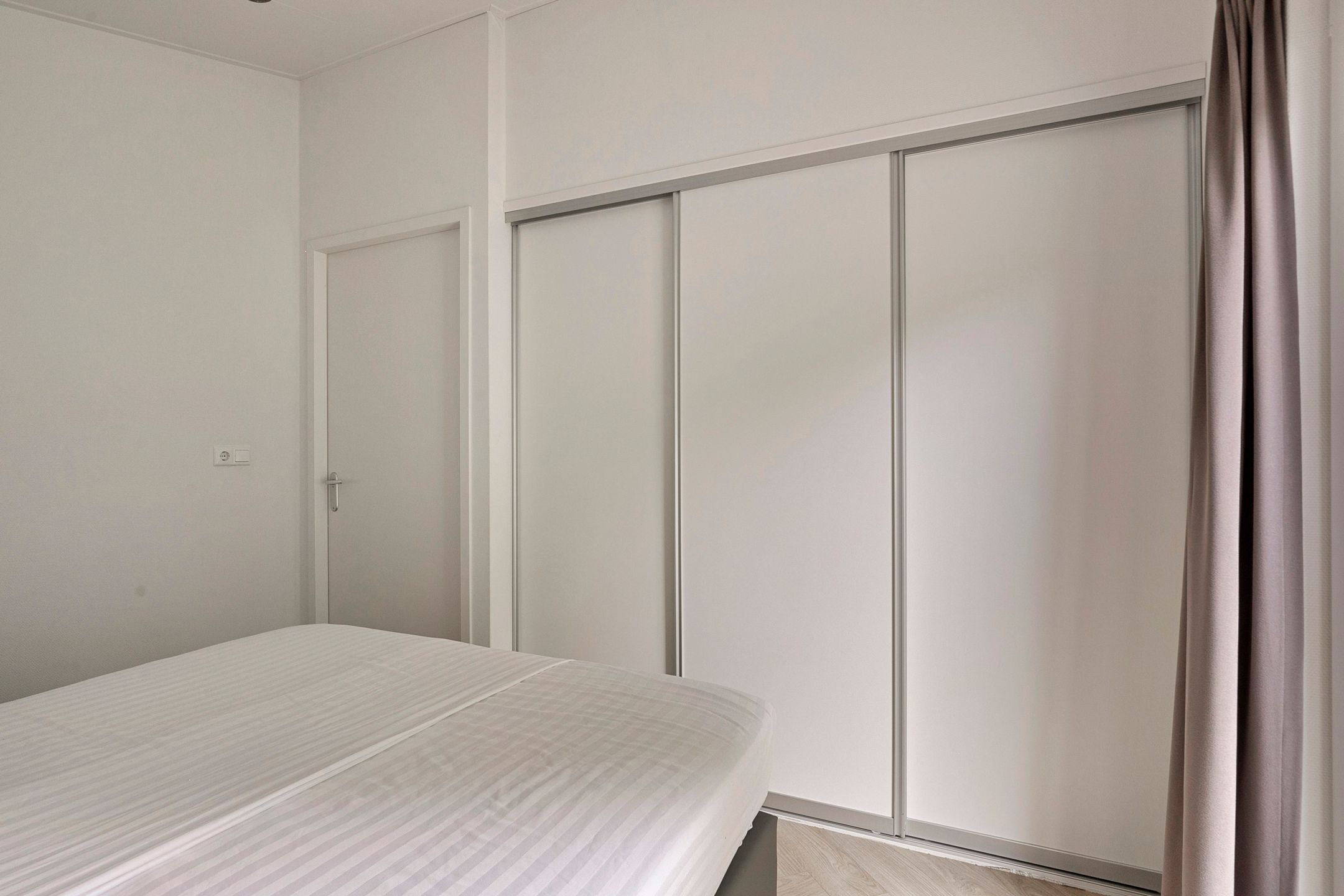 Foto 15 van Banstraat 25-184