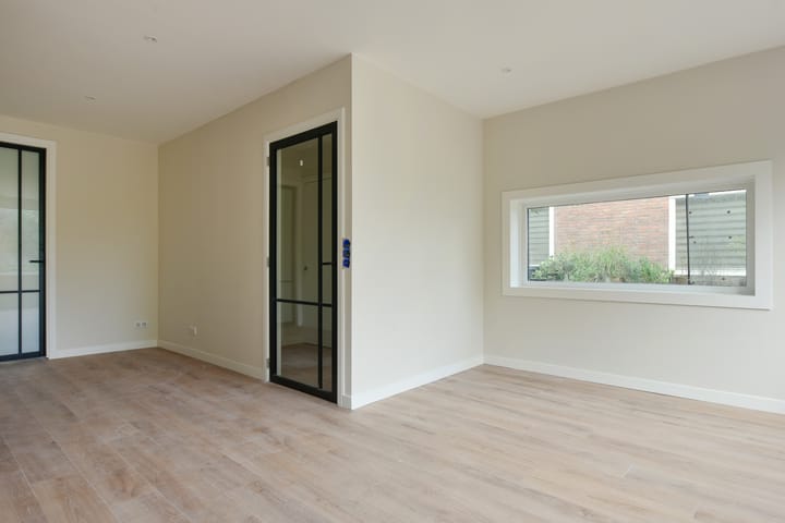 Foto 8 van Swammerdamstraat 8