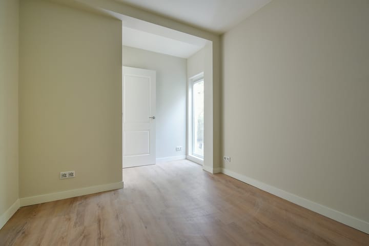 Foto 12 van Swammerdamstraat 8