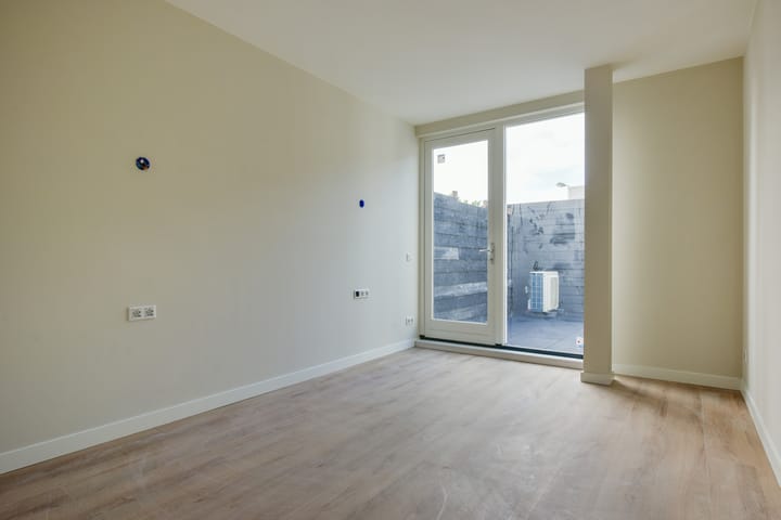 Foto 13 van Swammerdamstraat 8