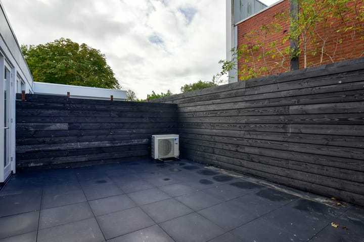 Foto 16 van Swammerdamstraat 8