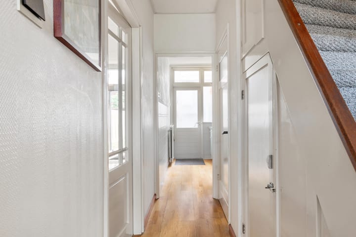 Foto 14 van Anna van Burenstraat 39