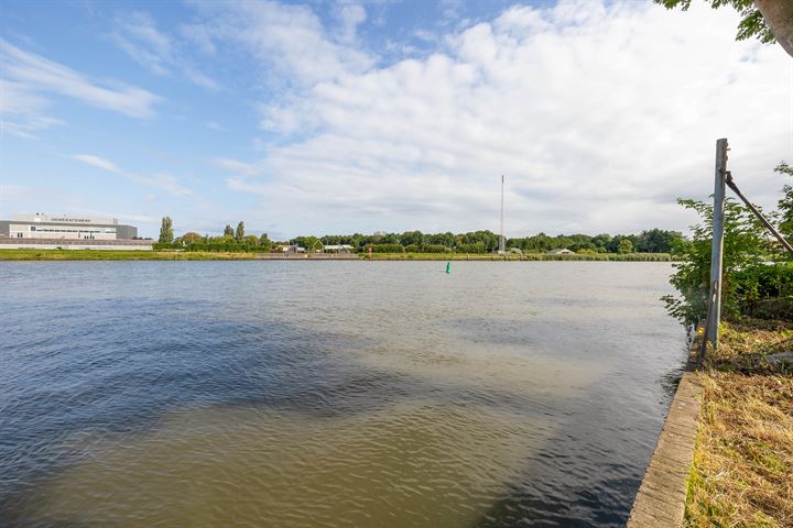 Bekijk foto 14 van IJsseldijk 237