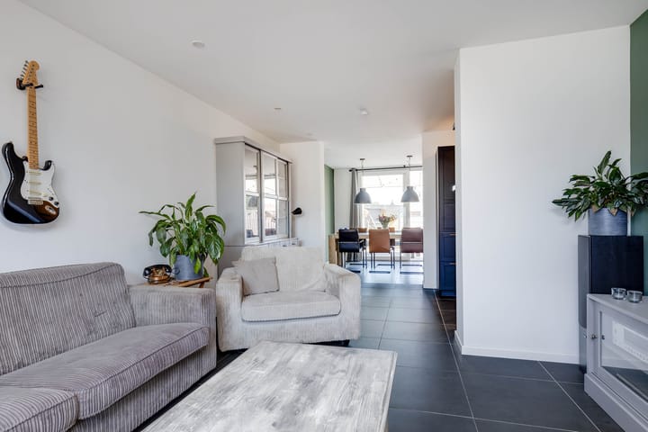 Foto 2 van Van Lennepstraat 9