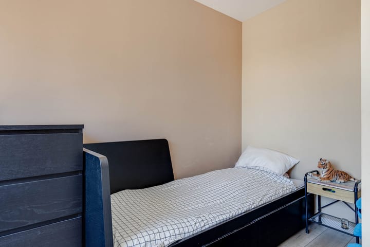 Foto 22 van Van Lennepstraat 9