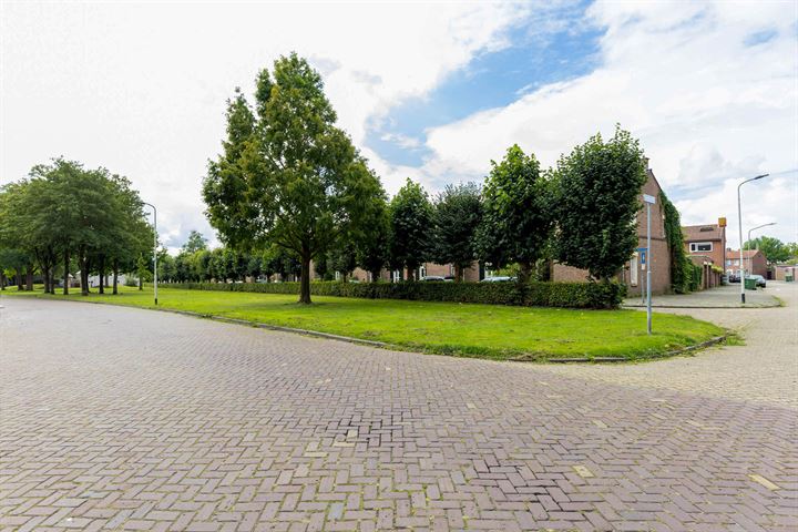 View photo 8 of Thorbeckeplein 6-D