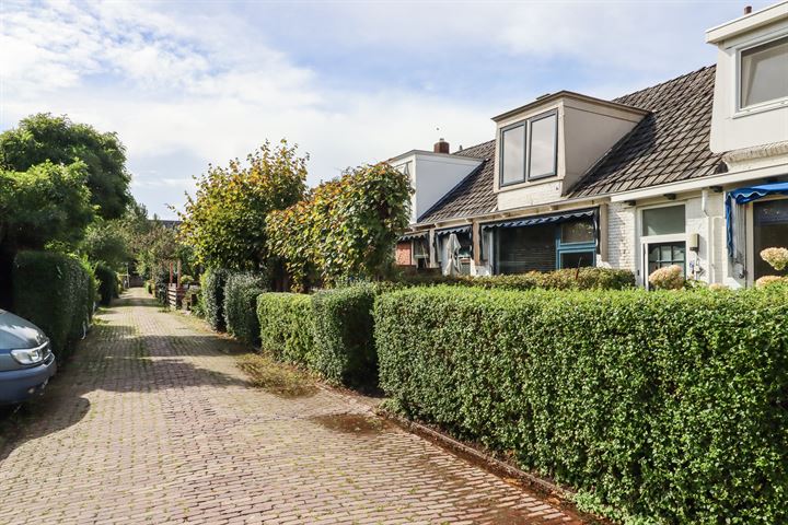 Bekijk foto 36 van Waterhoenstraat 6