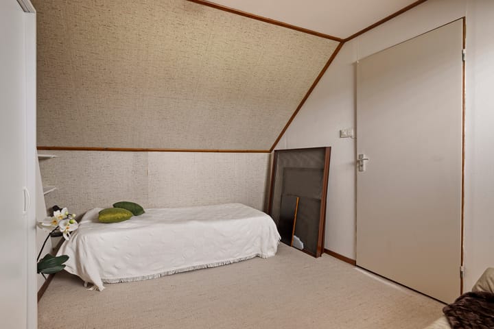 Photo 31 of Merelstraat 9