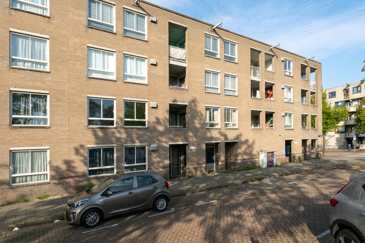 View photo 26 of Brentanostraat 22