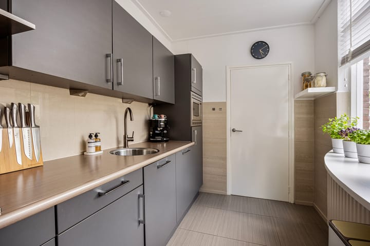 Foto 14 van Waterhoefstraat 74