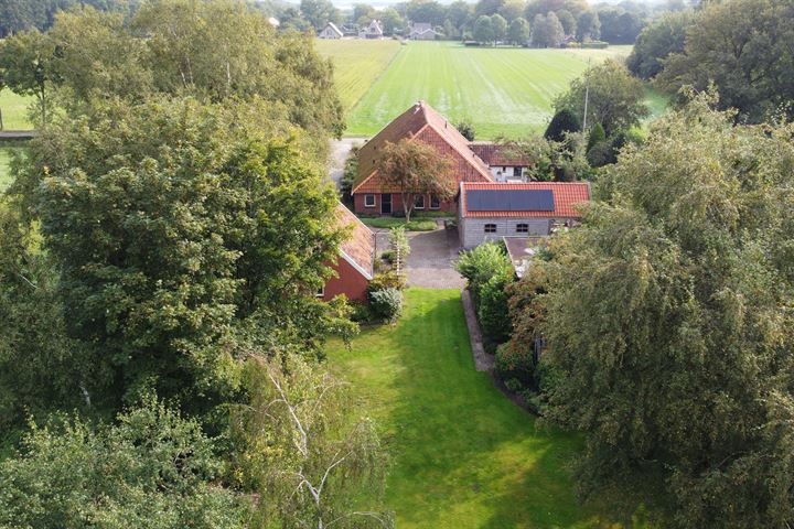 View photo 56 of Schutsweg 44