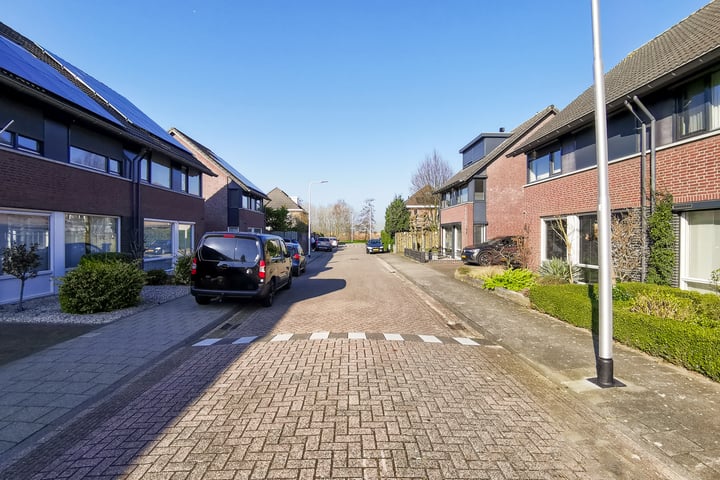 View photo 78 of Merselostraat 8