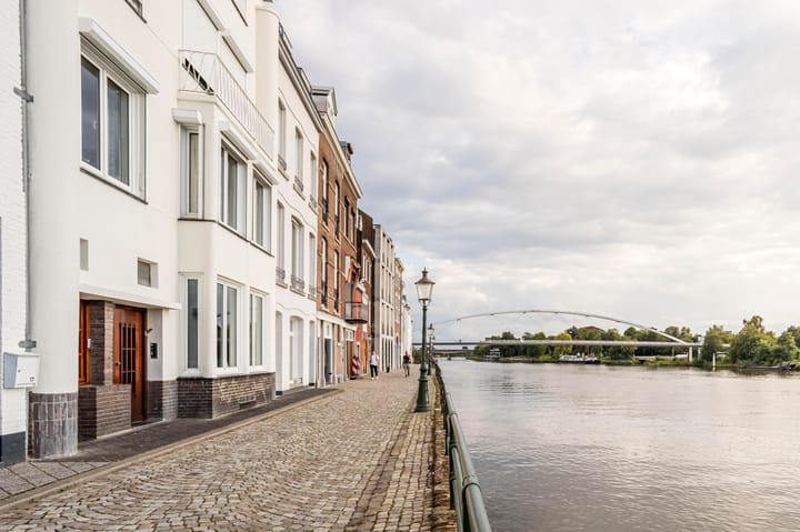 Photo 2 of Stenenwal 18-A01