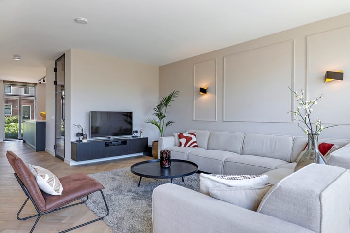 Foto 19 van Weegbree 10