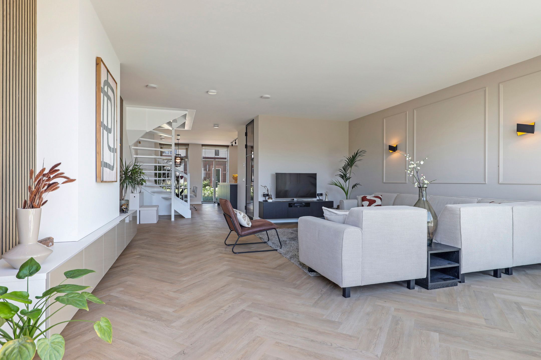 Foto 18 van Weegbree 10