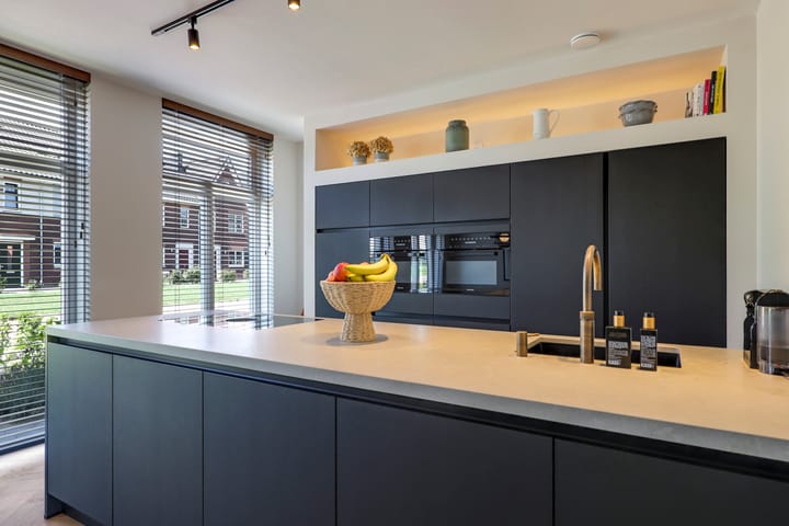 Foto 23 van Weegbree 10