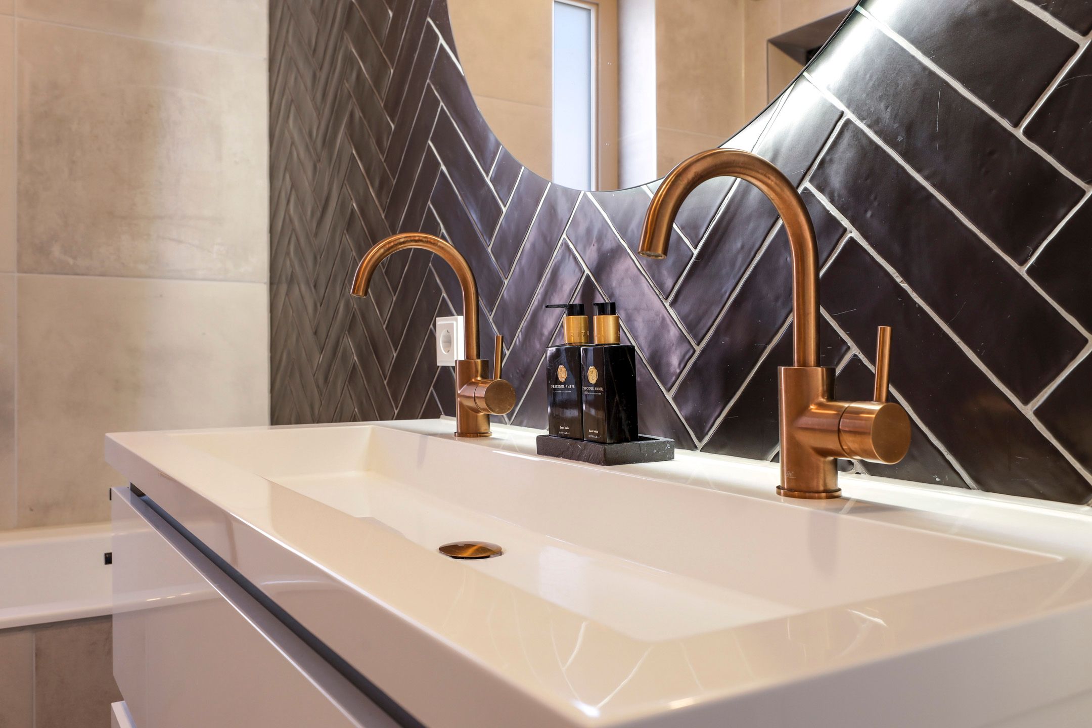 Foto 39 van Weegbree 10