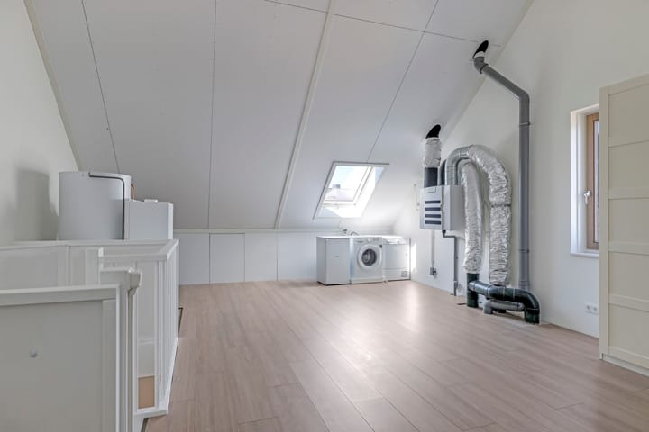 Foto 48 van Weegbree 10