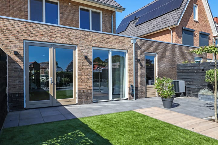 Foto 57 van Weegbree 10